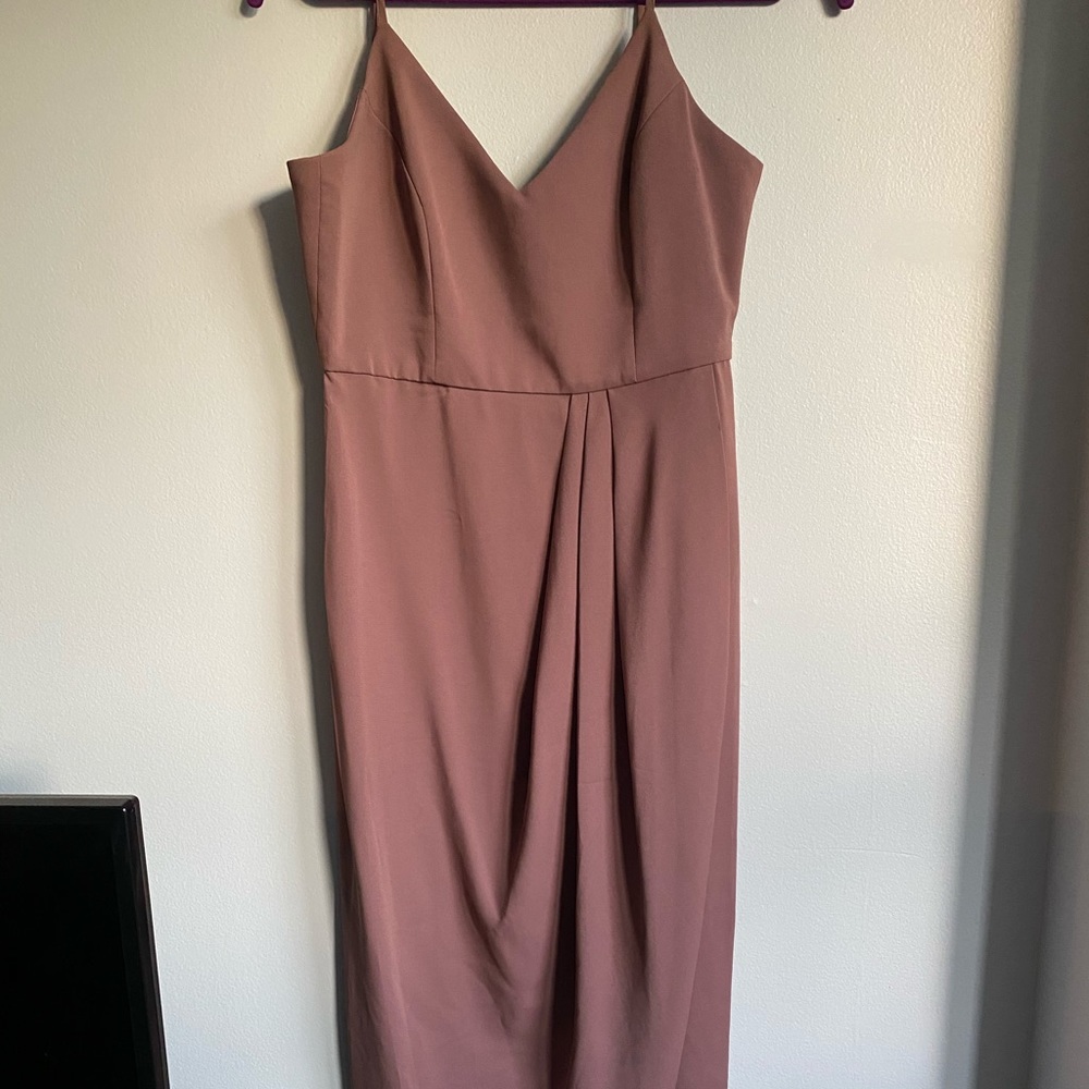 Lulus mauve wrap midi dress